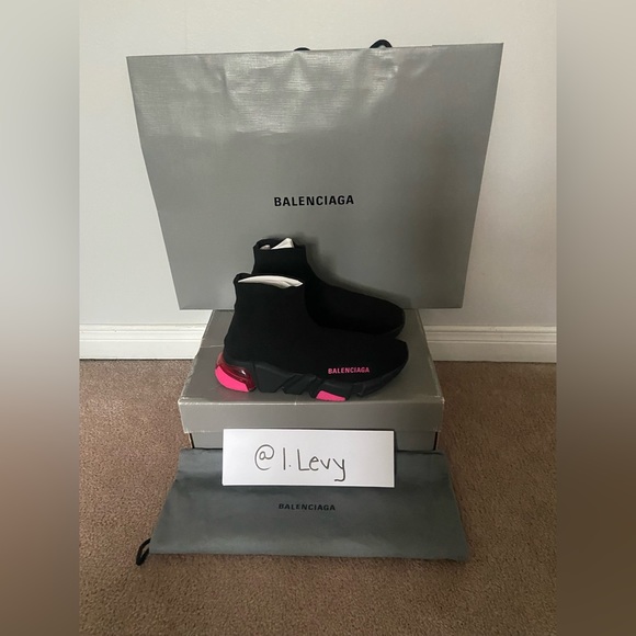 Balenciaga Speed Runner - Women’s size 35 (5USD) - Picture 3 of 6